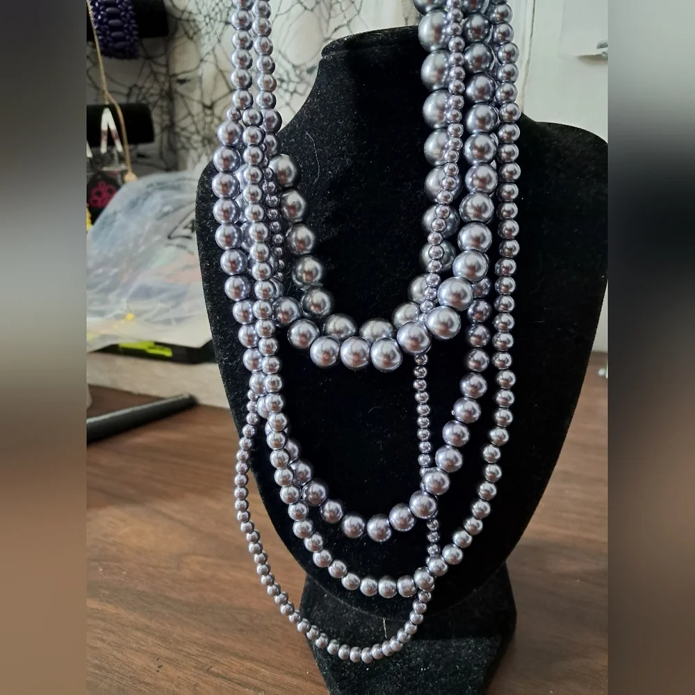 QVC Isaac Mizrahi Platinum gray pearl necklace